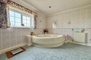 Bedroom 1 En-suite- click for photo gallery